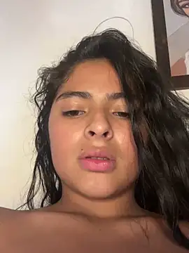 morenaQueen_ live sex cam