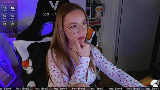 Emili1- live sex cam