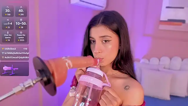 zia_cooper's cam snapshot