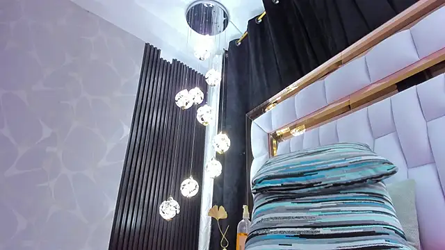 SarayRoyse's cam snapshot