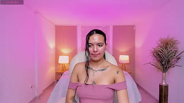 sara_jjones's cam snapshot