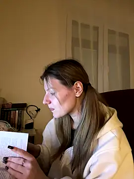 MaryHiggins's cam snapshot