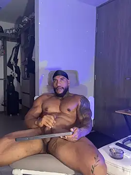 Andrew_Johnnson's cam snapshot