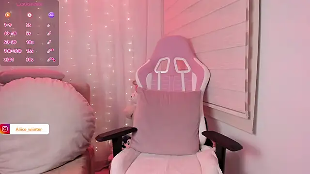 Alice_winter_'s cam snapshot