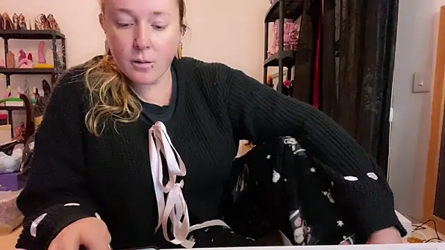 kisicaxx's cam snapshot