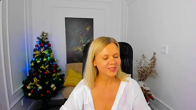 AgathaKlouin's cam snapshot