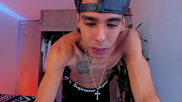 Damianwhite live sex cam