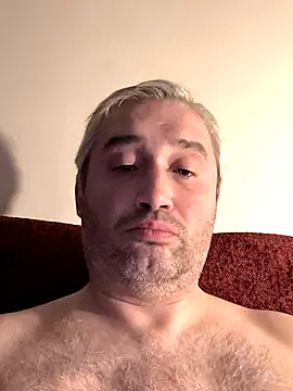 Olomoucak1982 live sex cam