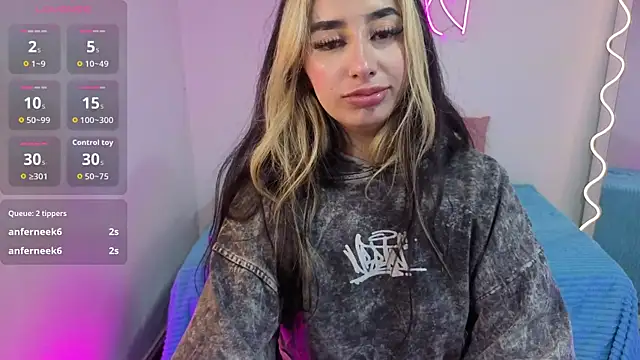 Malory_tay1's cam snapshot