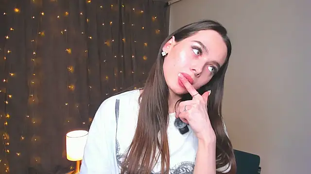 YvonneRobes's cam snapshot