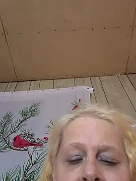 davisdesires@xh's cam snapshot