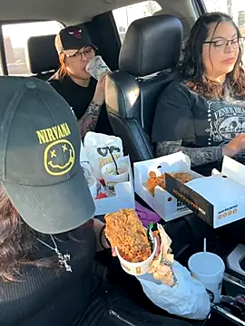 LunaMaeX0 live sex cam