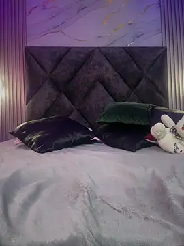 Zafira_Alabi's cam snapshot