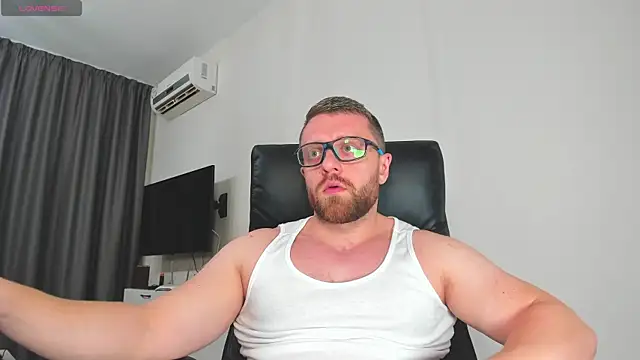 Findom_guy's cam snapshot