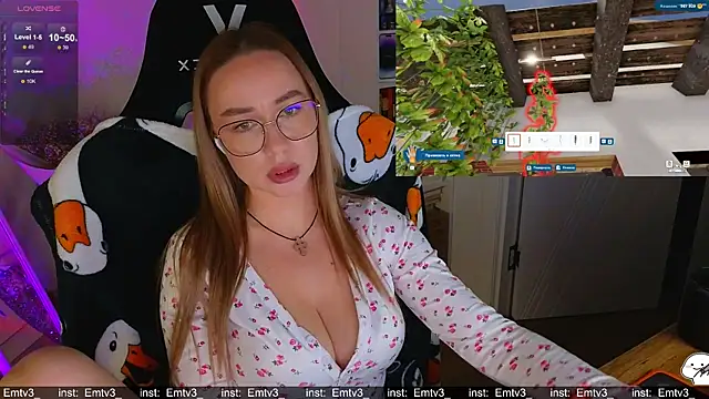 Emili1-'s cam snapshot