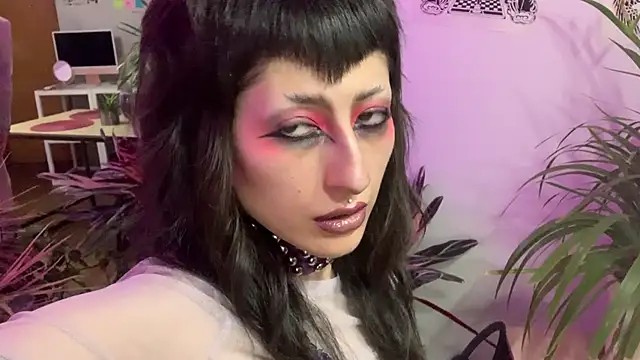 ELENA_UMBRA live sex cam