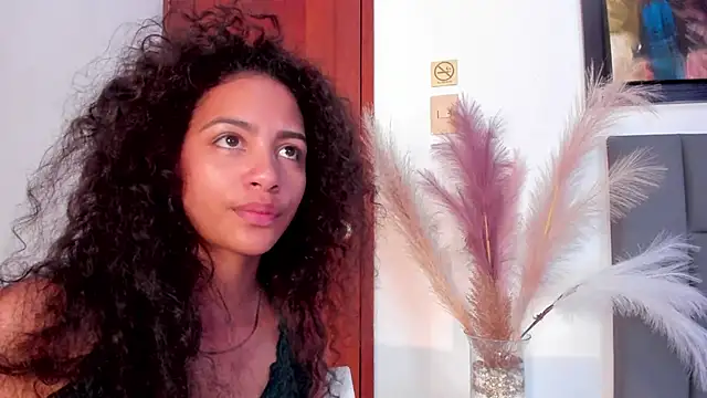 AntonellaHall_'s cam snapshot