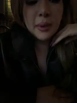 -_Ruya_-'s cam snapshot