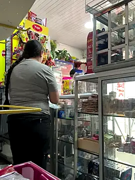 IAM_VALERI's cam snapshot