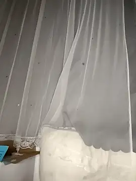 ezabel-'s cam snapshot