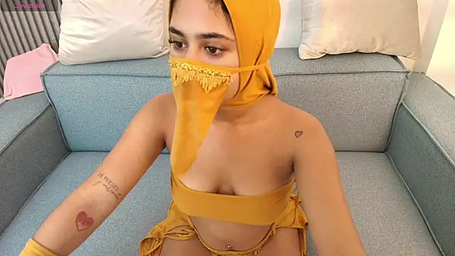 Natash_khalal's cam snapshot