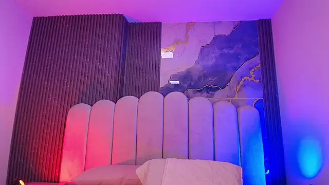 hot_dione's cam snapshot