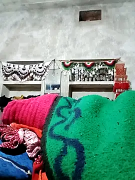 Cm_pooja's cam snapshot