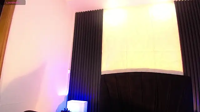 alicia_moom's cam snapshot