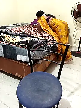 menaka-tamil's cam snapshot