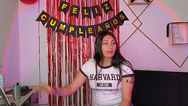 Linda_andrew's cam snapshot