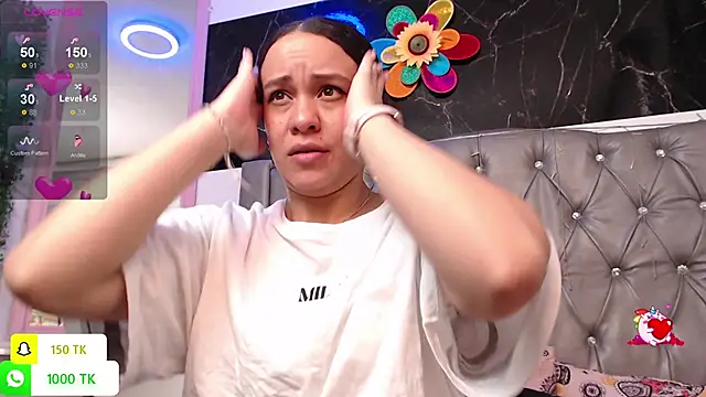 LAILAGUMMY's cam snapshot