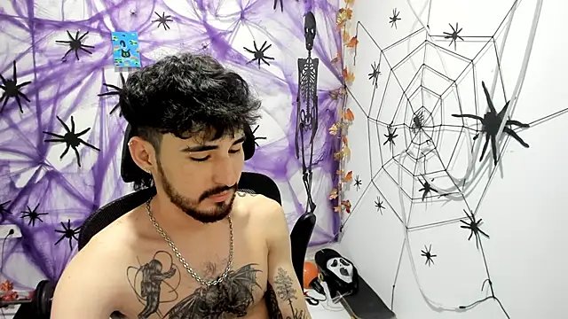 DmitriSanders live sex cam