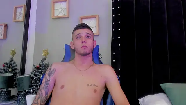 Mathewboy1's cam snapshot