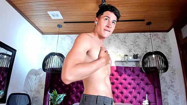 AustinJones_'s cam snapshot