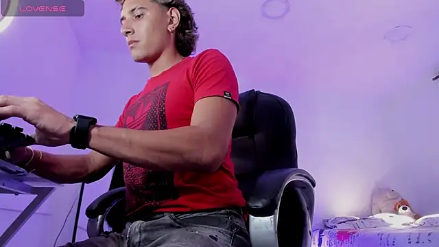 Hayden_Boy_'s cam snapshot