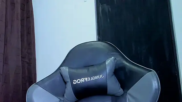 violet_and_myers live sex cam