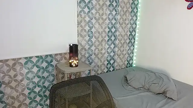 Emilybateee's cam snapshot