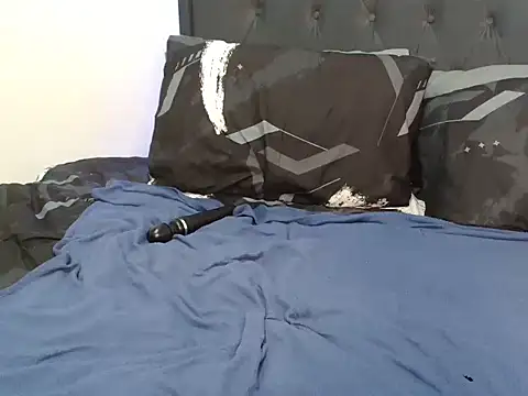 Sex_bomb30's cam snapshot