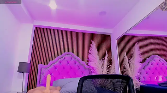 SelenaStonne's cam snapshot