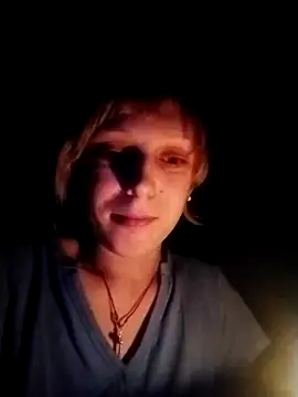 Ponka2011 live sex cam