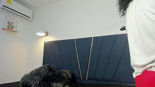 naomi_x0 live sex cam