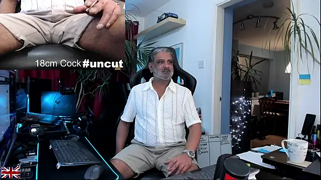 OnlineBossUK live sex cam