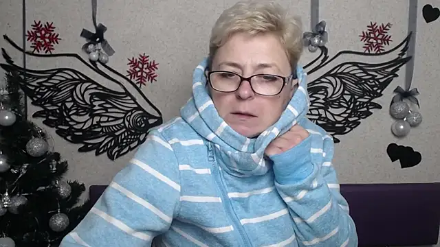 EmiliaGree's cam snapshot