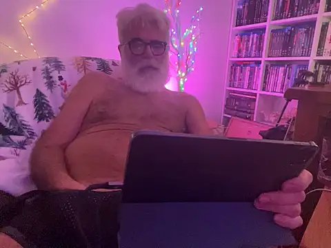 LeatherSdaddy's cam snapshot