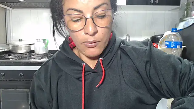 kateleyagrey live sex cam