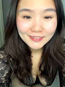 fanyiyi23 live sex cam