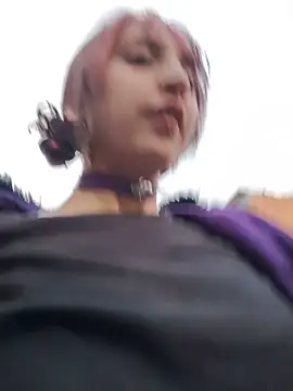 _Laary_Lily's cam snapshot