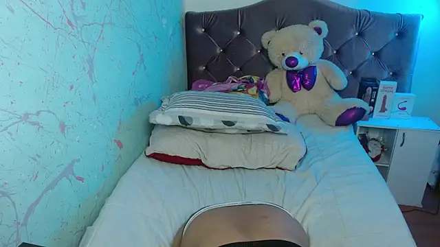 Candela-Smith live sex cam