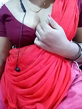 Tamilkaviya5's cam snapshot