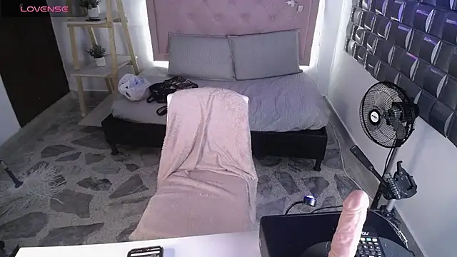 Dulce__Lovee live sex cam